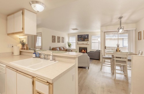 Veterans Park Apartment | InThe Heart Of Downtown Boise!