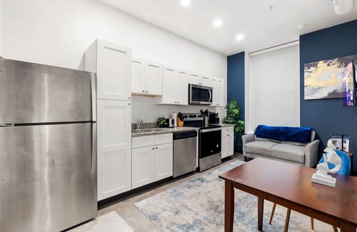 Pittsburgh Apartment | Intimate Downtown Lux Loft Near City Attractions