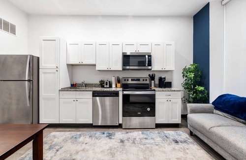 Pittsburgh Apartment | Intimate Downtown Lux Loft Near City Attractions