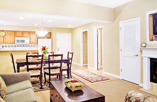 Villa Rica Condo | Intimate Georgian Condo Resort