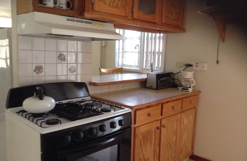 Ashton Hall Apartment | Intimate Heywoods beach property with a flowering garden