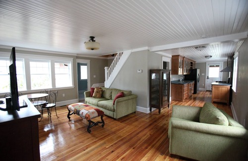 Wapwallopen Cottage | Intimate Lake Cottage In Northeast Pennsylvania