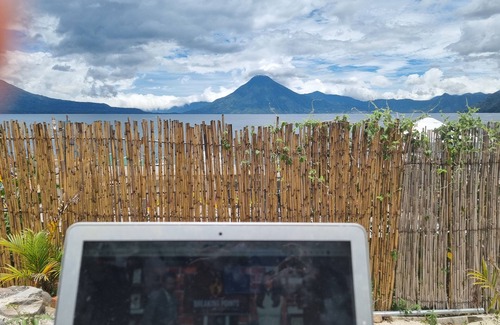 Panajachel Cabin | Intimate Lake-Side Cabins- 2 min from clubs, Private Beach