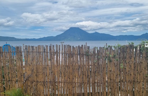 Panajachel Cabin | Intimate Lake-Side Cabins- 2 min from clubs, Private Beach