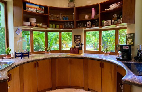 Tamarindo Villa | INTIMATE VILLA WITH POOL MINUTES TO TAMARINDO AND 8 UNIQUELY AMAZING BEACHES