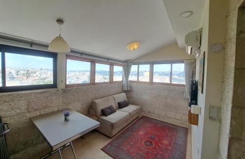Old City Apartment | Into Jerusalem heart