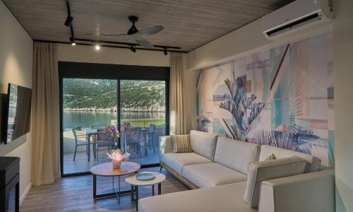 Arkadiko Chorio Apartment | Into The Blue Suites