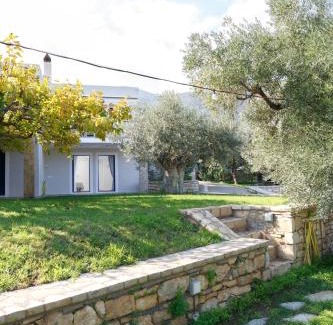 Paralia House | Into The Blue Villa