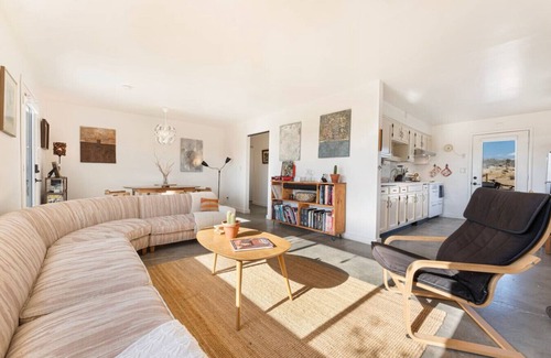 Joshua Tree House | 'Into The Wild' Secluded~ Breathtaking Sunsets~