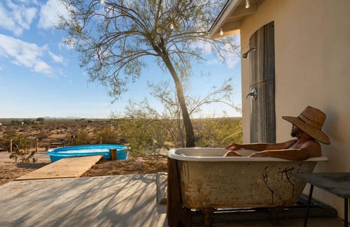 Joshua Tree House | 'Into The Wild' Secluded~ Breathtaking Sunsets~