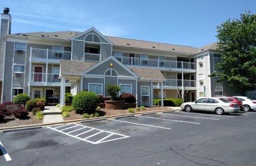Matthews Hotel | InTown Suites Extended Stay Matthews NC - East Independence