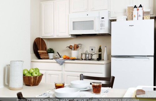 Northern Woods Hotel | Intown Suites Extended Stay Columbus Oh - North