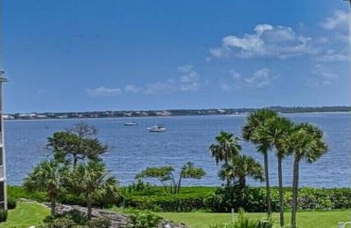 Stuart Condo | Intracoastal and Golf Views from the top floor