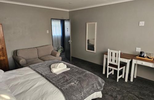 King William's Town House | INTUTHUZELO on BRIDGE