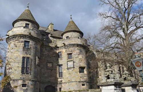 Falkland House | Invergyle - Uk40566