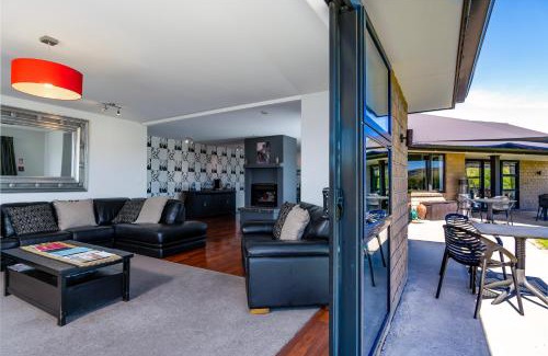 Oturehua Cabin | Inverlair Lodge