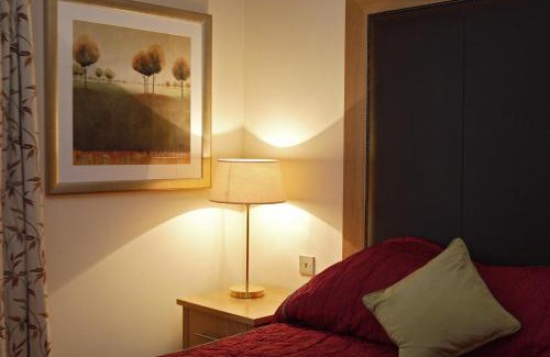 South Galson Hotel | Inverness Lochardil House