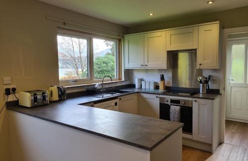 Inveruglas Apartment | Inveruglas Farm Cottage
