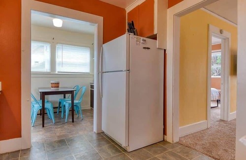 Coos Bay Apartment | #InvestREPM Historic Heritage House Apt
