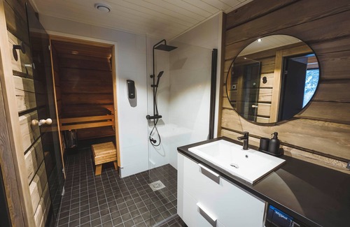 Rovaniemi Hotel | Invisible Forest Lodge