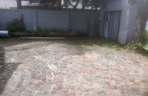 Greater Johannesburg Metropolitan Area Cottage | Inviting 1-Bed Cottage in Randburg