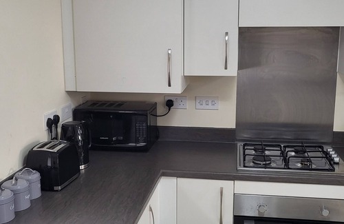 Congerstone Apartment | Inviting 6-bed House in Nuneaton