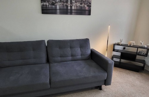 Congerstone Apartment | Inviting 6-bed House in Nuneaton