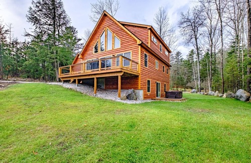 Bethel House | Inviting Bethel Home 10 minutes from Sunday River