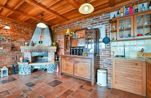 Sveti Ivan Zelina House | Inviting cottage on a hillside with swimming pool and spectacular views of the countryside.