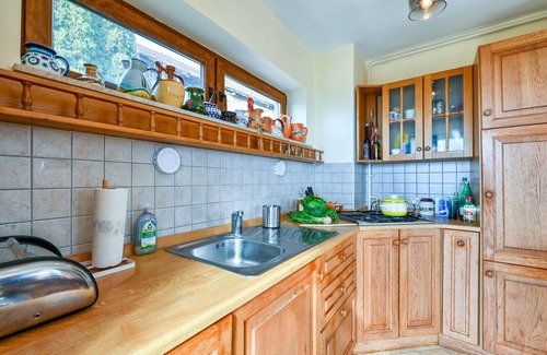 Sveti Ivan Zelina House | Inviting cottage on a hillside with swimming pool and spectacular views of the countryside.