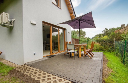Czarny Mlyn House | Inviting cottage in beautiful natural surroundings.