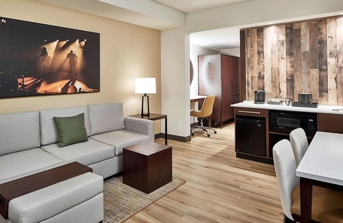 Sobro Hotel | Inviting Getaway in Nashville's Historic District! Indoor Pool, Pets Allowed!