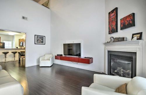Deep River House | Inviting High Point Townhome with Patio and Privacy!