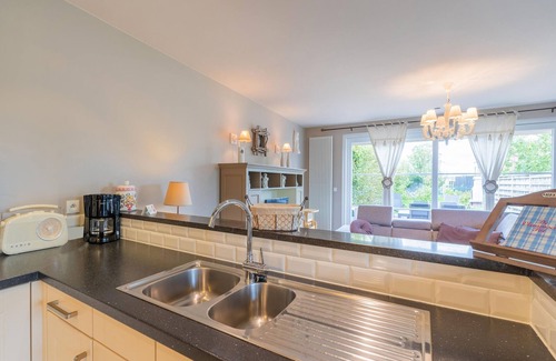 Ramskapelle House | Inviting holiday home in Nieuwpoort with garden