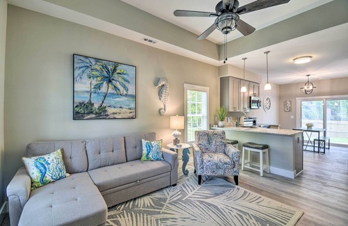 Ocean Isle Beach House | Inviting Home < 2 Mi to Ocean Isle Beach Pier