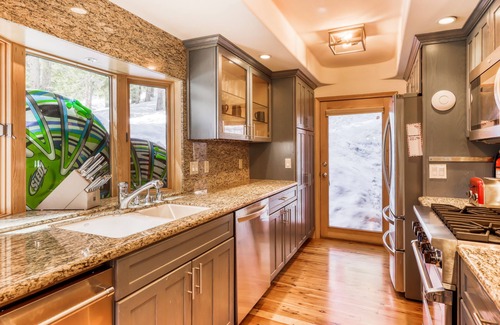 Kingswood Estates House | Inviting home with hot tub, fireplace, balcony, full kitchen, & W/D