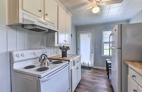Forest Lake House | Inviting House 2 Mi to University of Alabama!