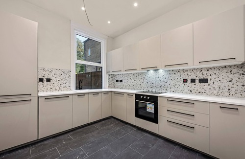 Nunhead Apartment | Inviting London apartment with contemporary amenities