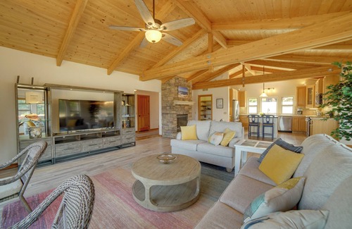 Manchester House | Inviting Manchester Home w/Hot Tub Near Beach!