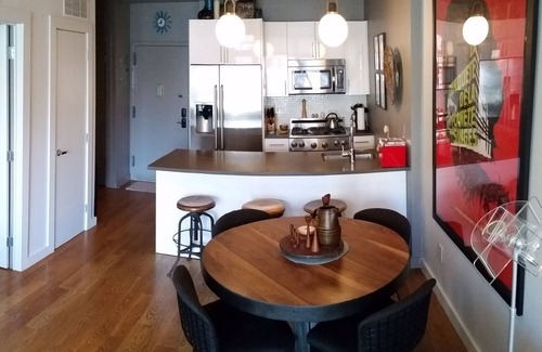 Downtown Brooklyn Apartment | Inviting, Modern 1 Bedroom in Dumbo