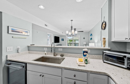 Ocean Sands Condo | Inviting ocean-side condo with balcony, beach access & tennis - dog-friendly