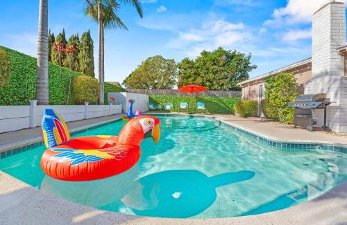 San Carlos House | Inviting Saltwater Pool in Charming Del Cerro