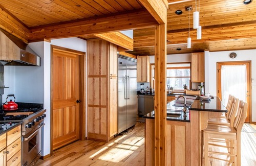 Harbert House | Inviting Timber Frame home near the beach with pool table, central AC, & W/D