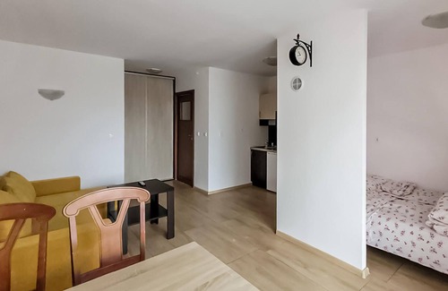 Krynica Morska Apartment | Inviting vacation apartment in Krynica Morska.