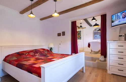 Nagysaroslak House | Inviting vacation home in Burgenland.