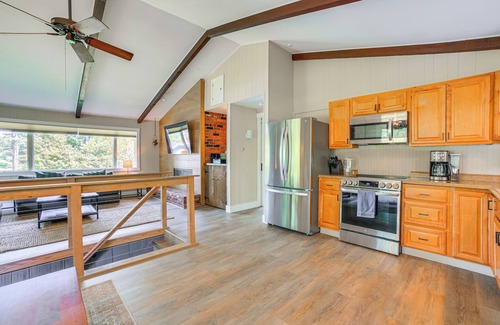 Brownsville House | Inviting Vermont Home On Mount Ascutney!