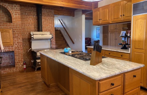 Charlotte House | Inviting Western Retreat in the Heart of the Ozarks!