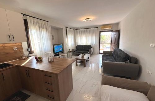 Nea Fokaia Villa | Ioannis Villa
