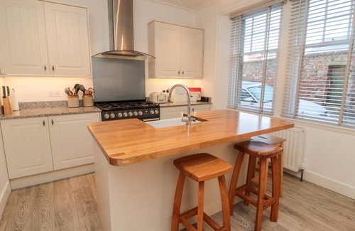 Berwick-upon-Tweed Cottage | Iona 10 Palace Street East