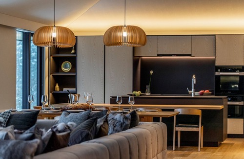 Hirafu Ski Chalet | IORI Niseko